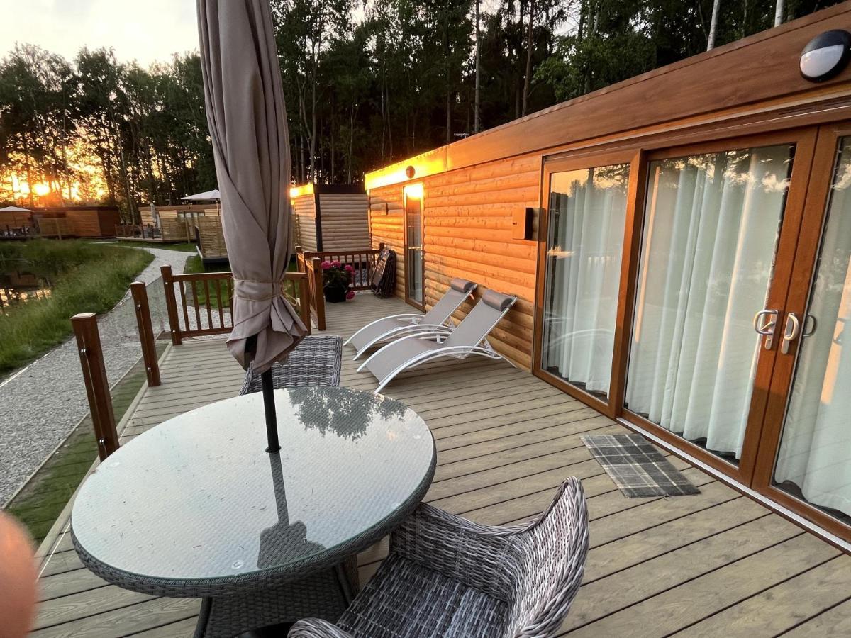 Oak Boutique Lodge Includes Hot Tub Air Con & Dog 요크 외부 사진